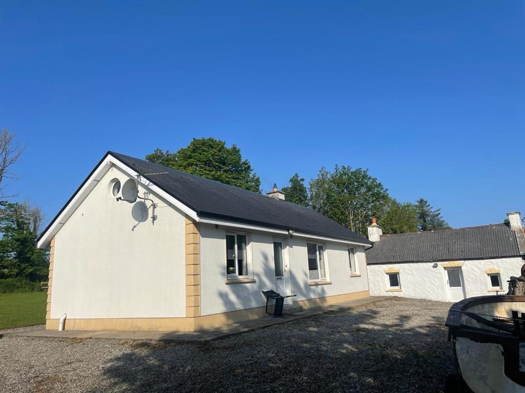 Higgins House Villa Ballyhaunis Buitenkant foto
